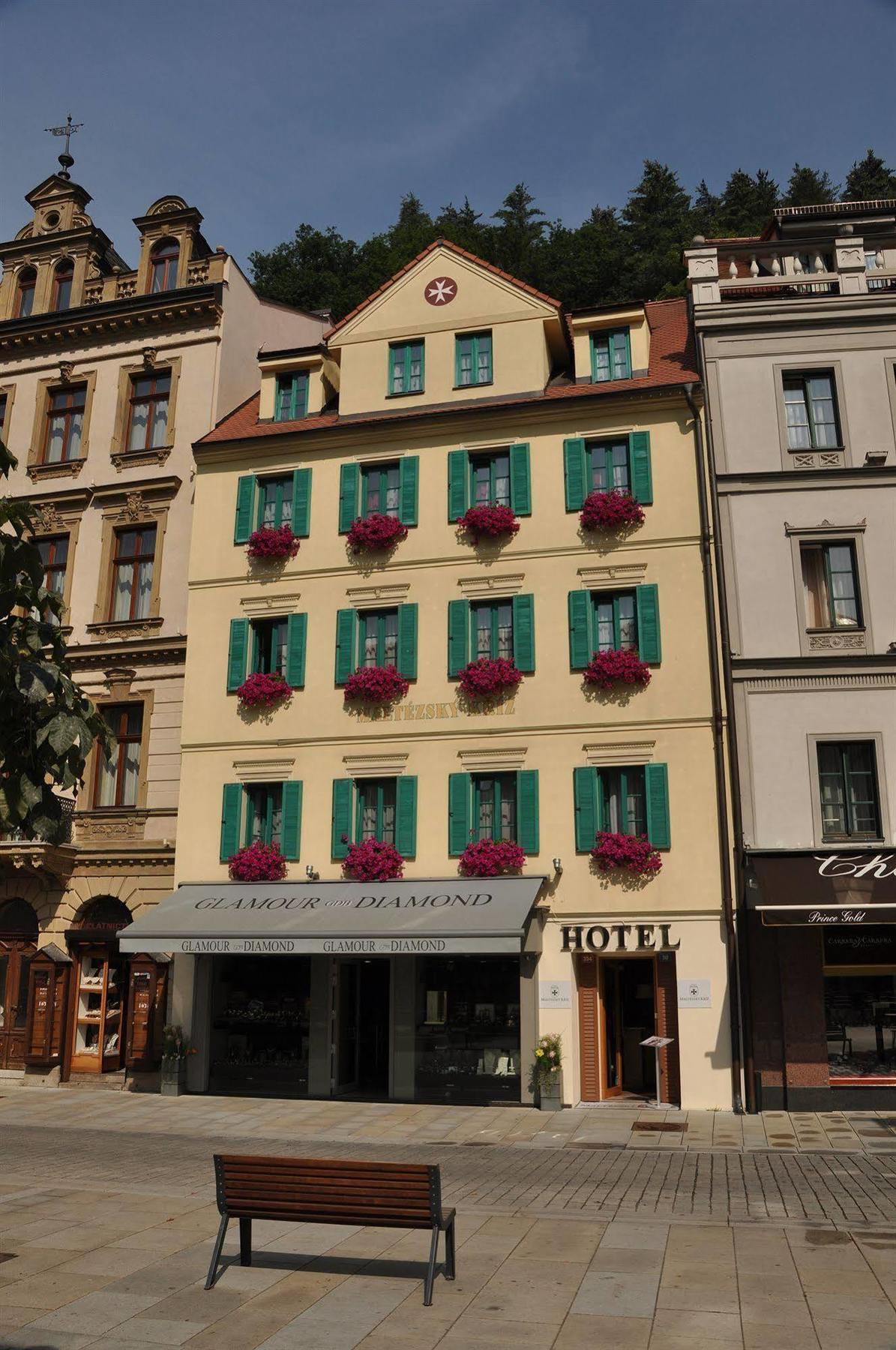 Hotel Maltezsky Kriz كارلوفي فاري المظهر الخارجي الصورة